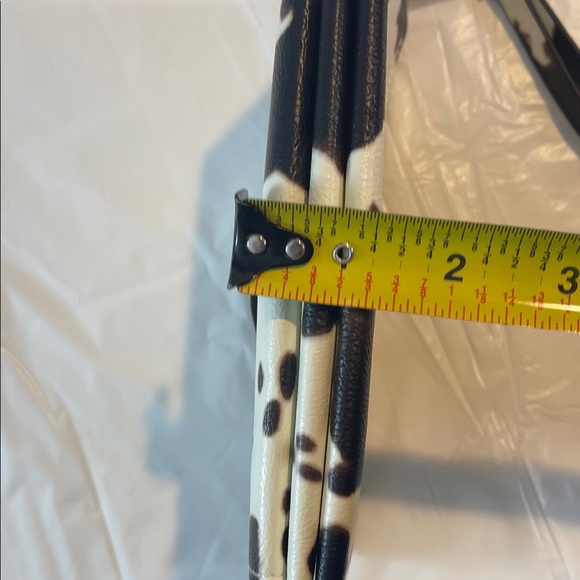 Stylish Cow Print Wristlet Clutch - Picture 9 of 9